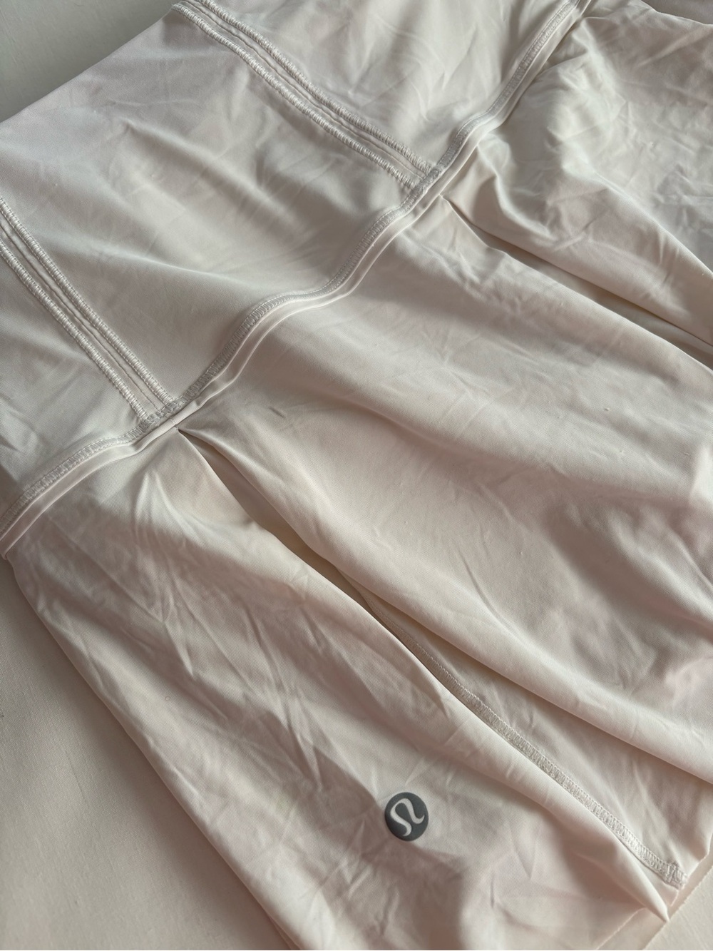 Lululemon Lost In Pace Skirt Size 4 White